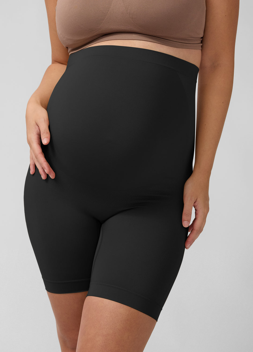 Seamless Full-Panel Maternity Shapewear Shortie – Ingrid & Isabel