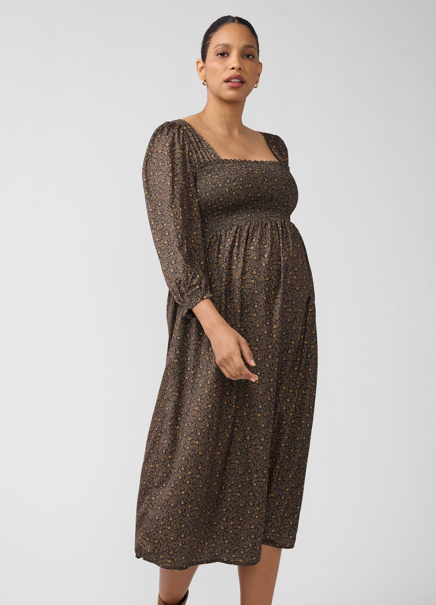 brown nursing dress Ingrid & Isabel Smocked Sateen Maternity And Midi Black Paisley XS 3/4 flounce sleeves Moving up ceremony dress Dreamy Dusty Sage One Size:38 inch