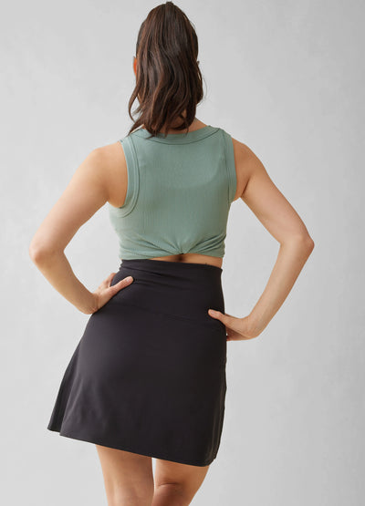 The New Mama Black Postpartum Support Skort
