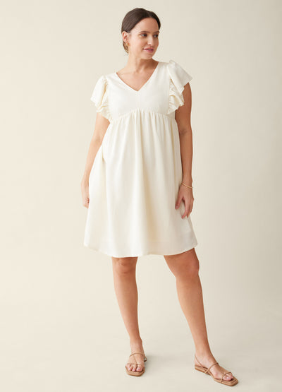 Tess is 28 weeks pregnant, 5’9” and wearing a size M||Buttermilk