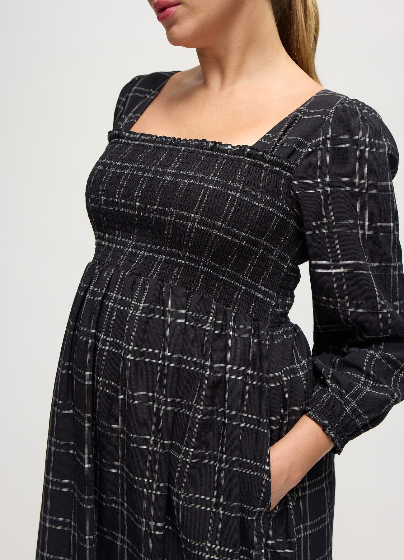 christmas sweater dress uk Ingrid & Isabel Ruffle Sleeve Midi Dress - Black/white Windowpane