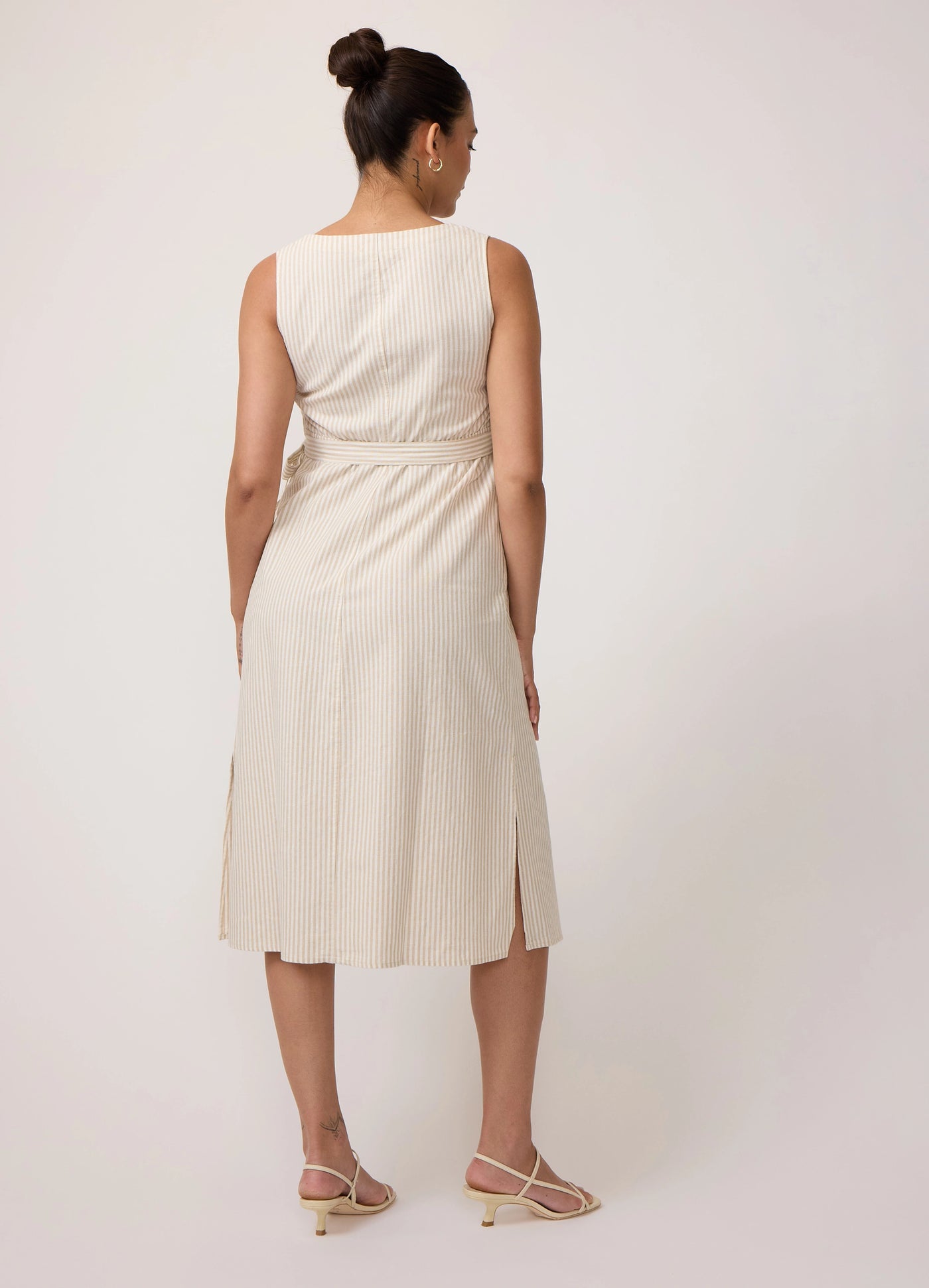 Côte Linen Maternity Wrap Midi Dress – Ingrid & Isabel