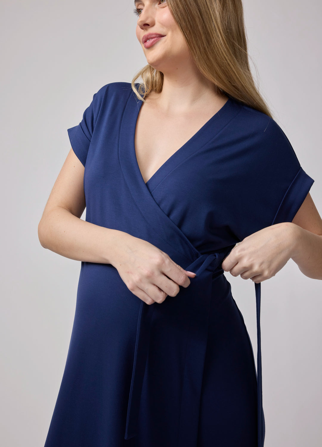 Ingrid & Isabel Maternity Short Sleeve Wrap Dress X-Small