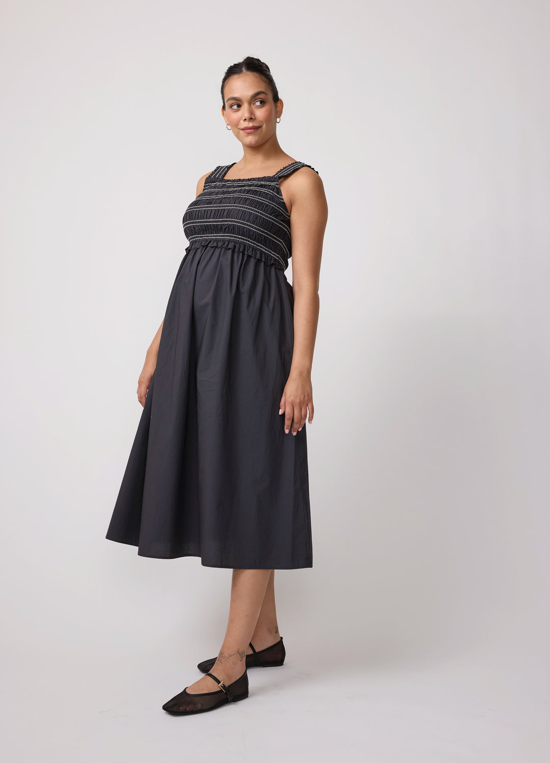 black midi maternity dress Ingrid & Isabel Maternity Smocked Square Neck Maxi Dress Small