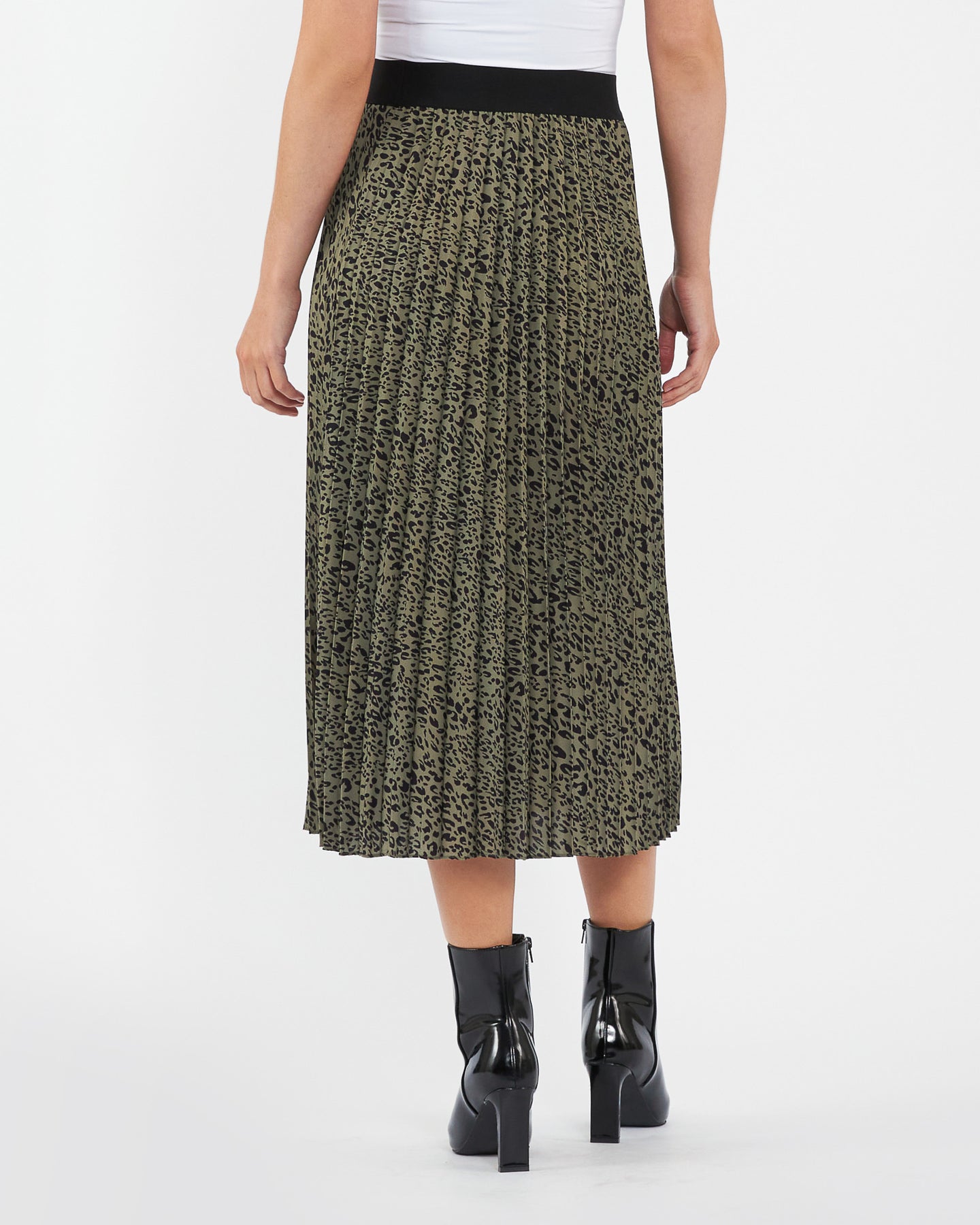 Cleo Animal Print Pleat Midi Skirt by Ripe Maternity – Ingrid Isabel