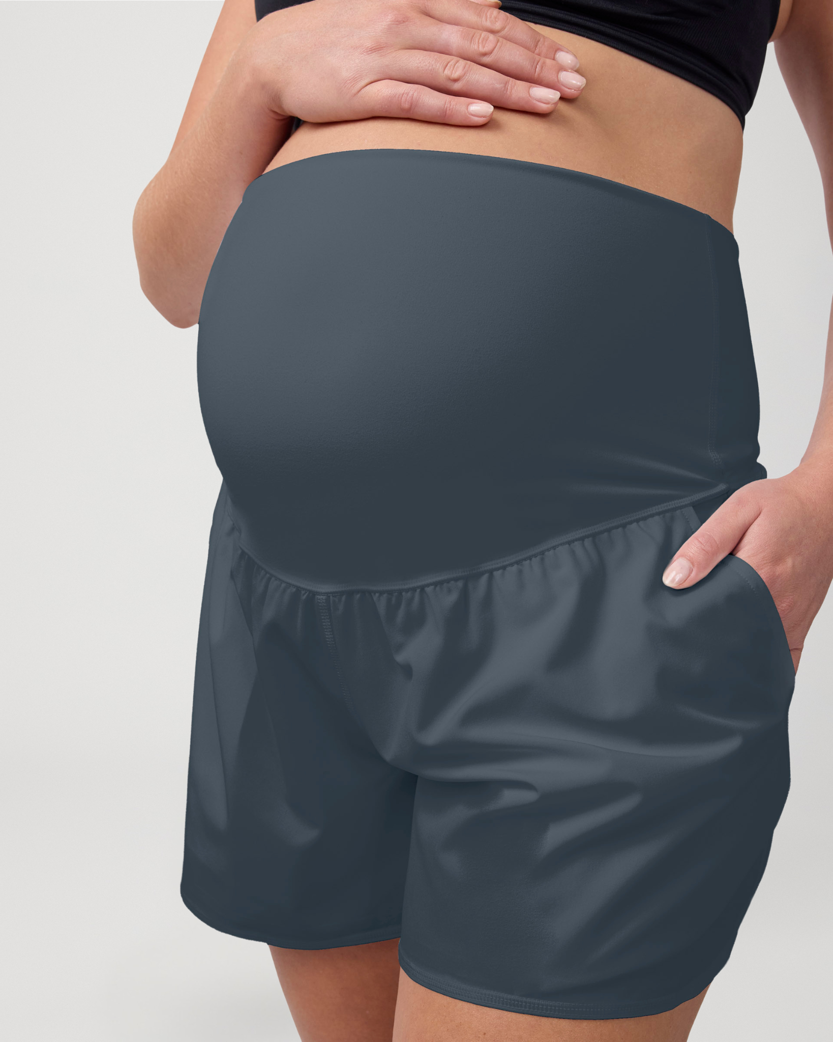 Ingrid & Isabel Maternity Active Short Maternity Bundle XL