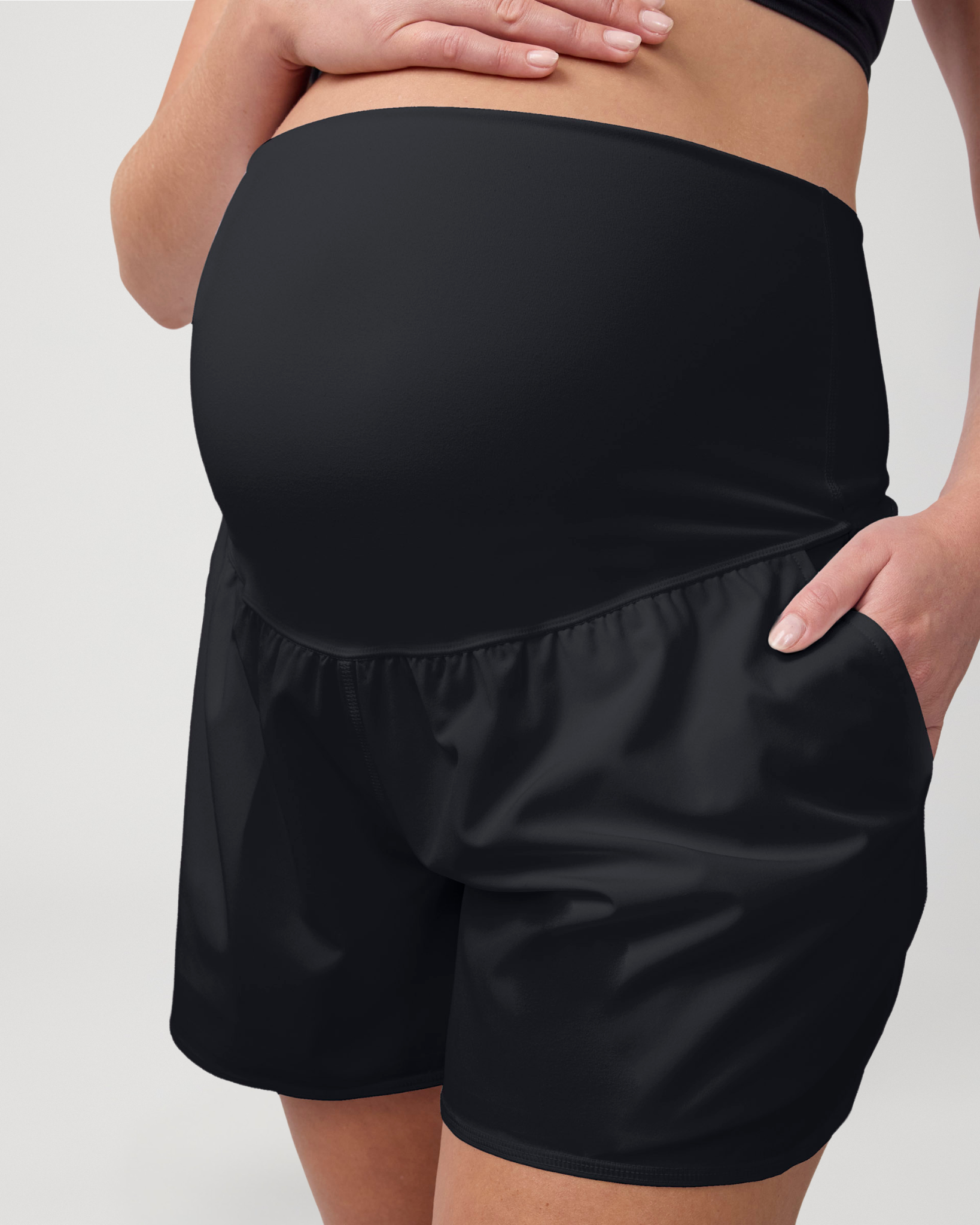 Ingrid & Isabel Maternity Active Short Maternity Bundle XL