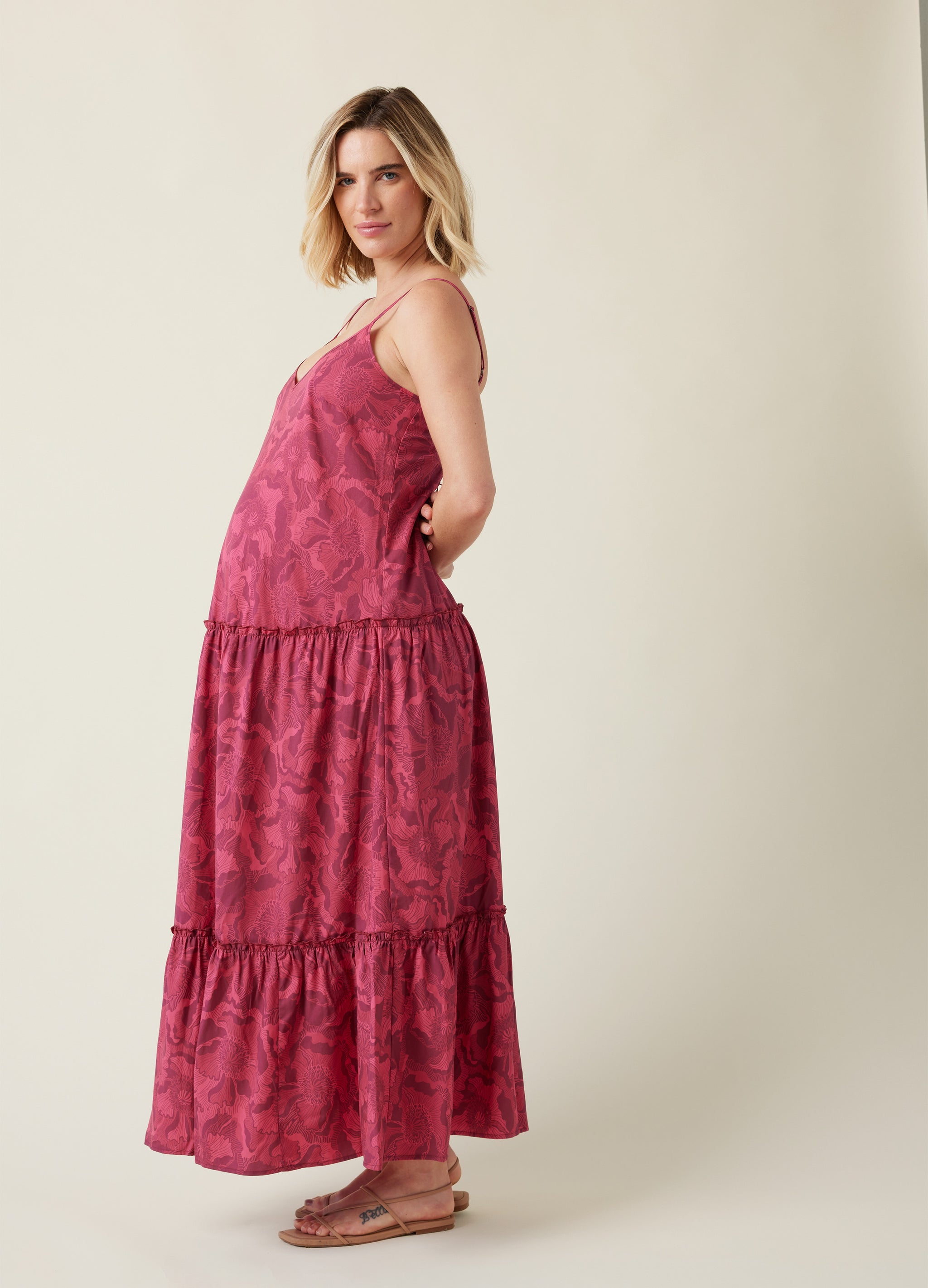 maternity spring dress Ingrid & Isabel Strappy Maxi - Berry Line Floral Best Fun Fashion Pageant Womens Lace Maternity Trailing Baby Mystery Box Size:34/35 -18