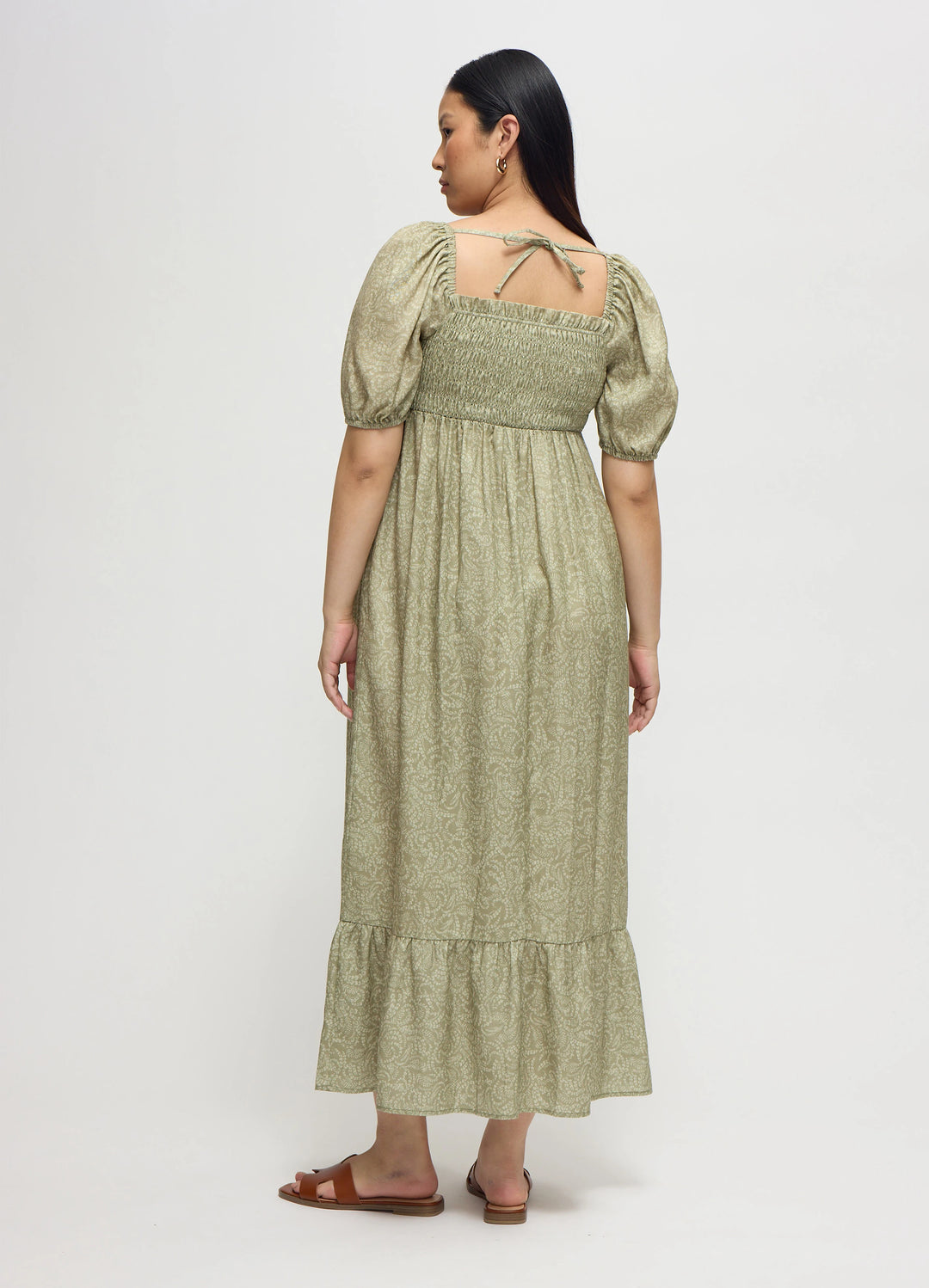 Smocked Tiered Maternity and Nursing Maxi Dress – Ingrid & Isabel