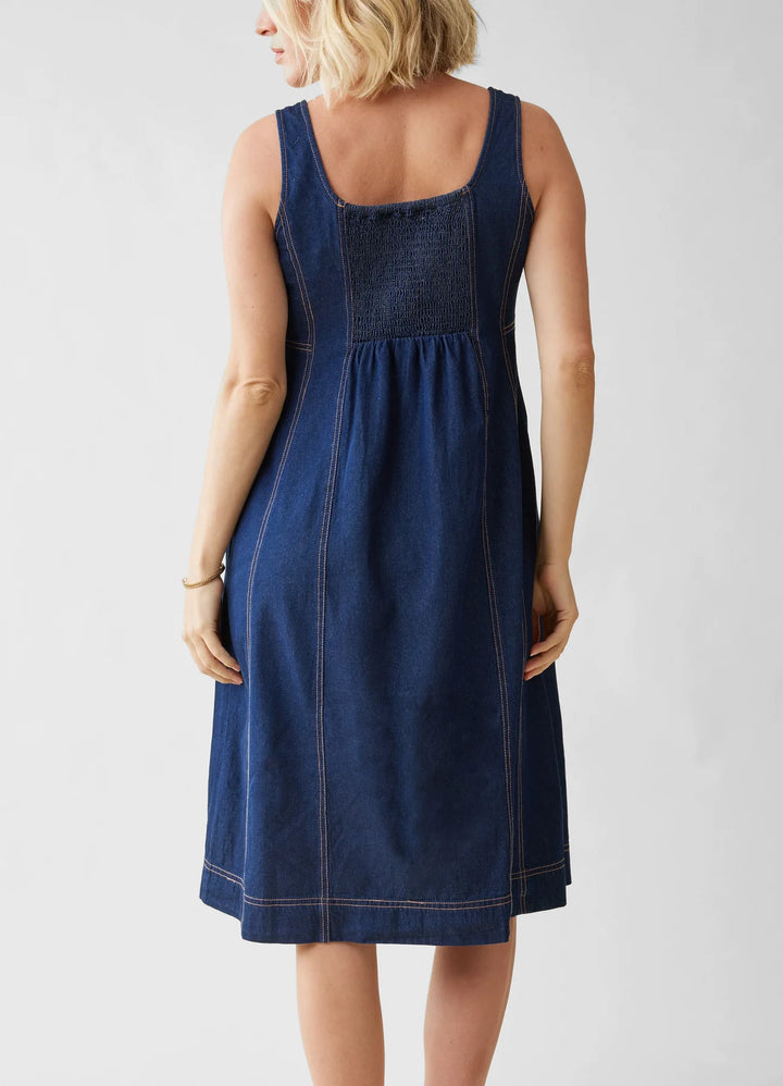 Sleeveless Contrast Stitch Chambray Maternity Midi Dress – Ingrid & Isabel