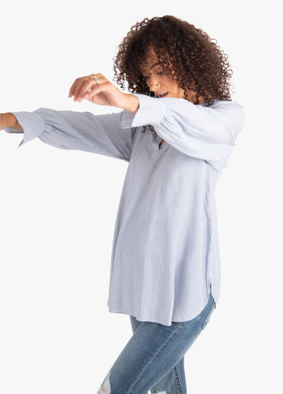 Model is 5’10”, 8 months pregnant, and wearing size small ||Blue Pinstripe