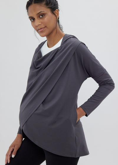Elaine is 5’10", 34 weeks pregnant, and wearing a size medium||Asphalt