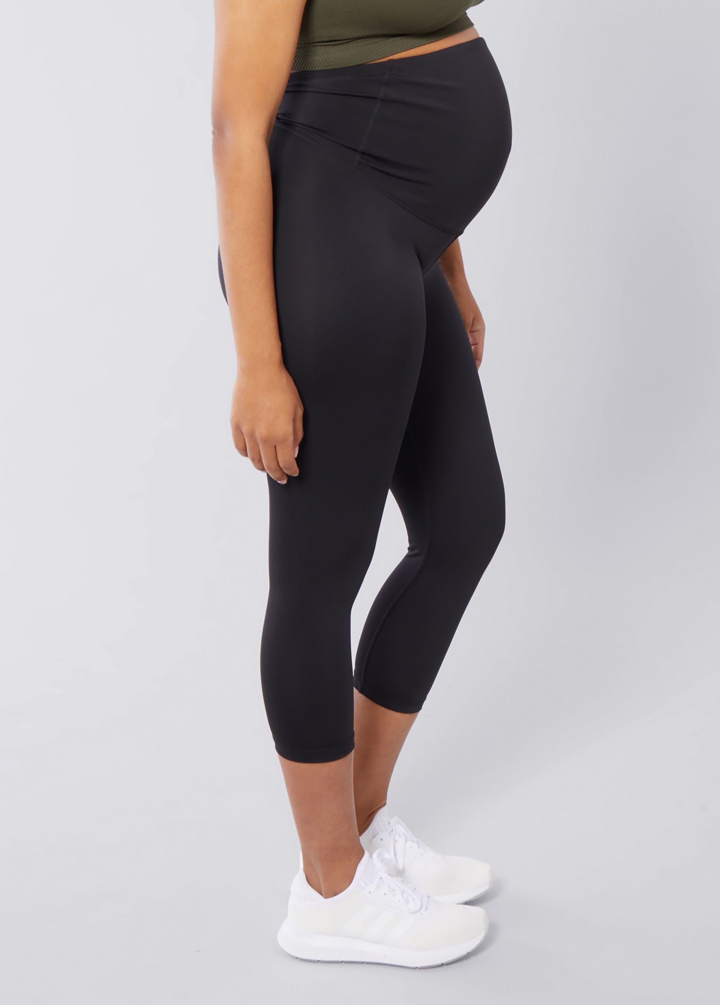 Maternity Capri Leggings - Cropped Style with Supportive Waistband –  Ingrid+Isabel