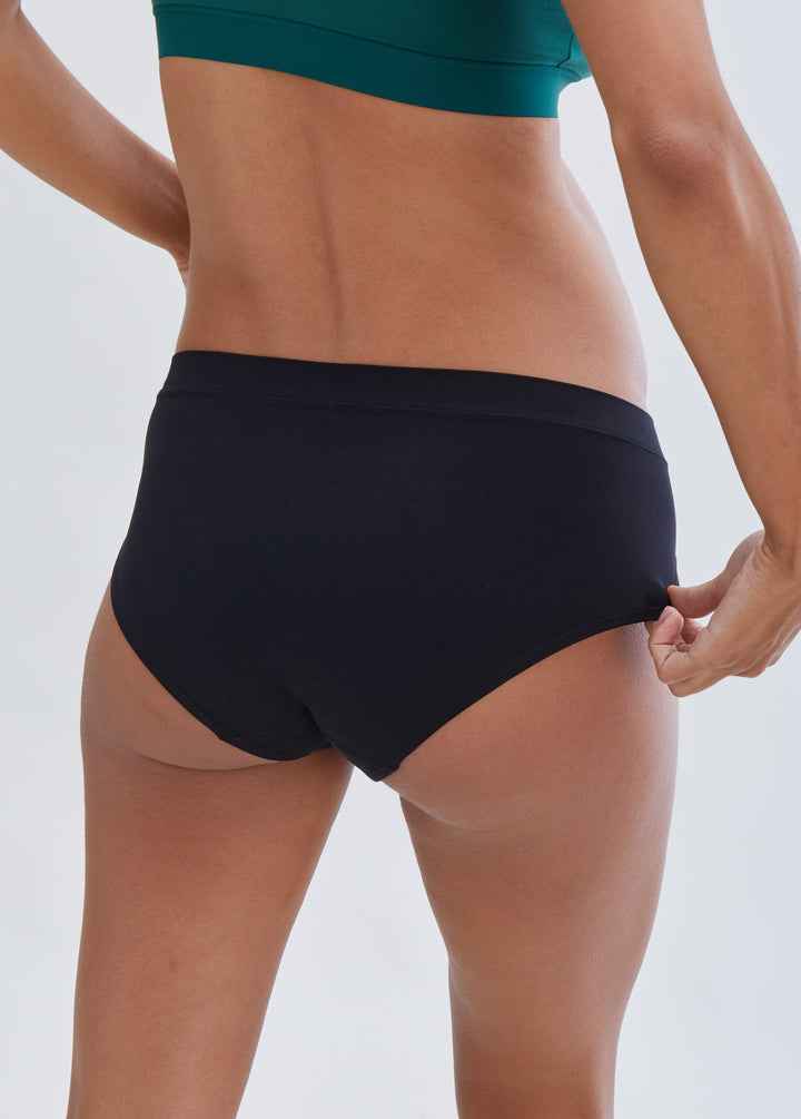 maternity wear no panty lines smooth look under dresses Cooling Seamless No-Show Underwear 3-Pack – Ingrid & Isabel Marciano Bandage Fit Mini 27% Nylon DM3984X Size:6/7YR